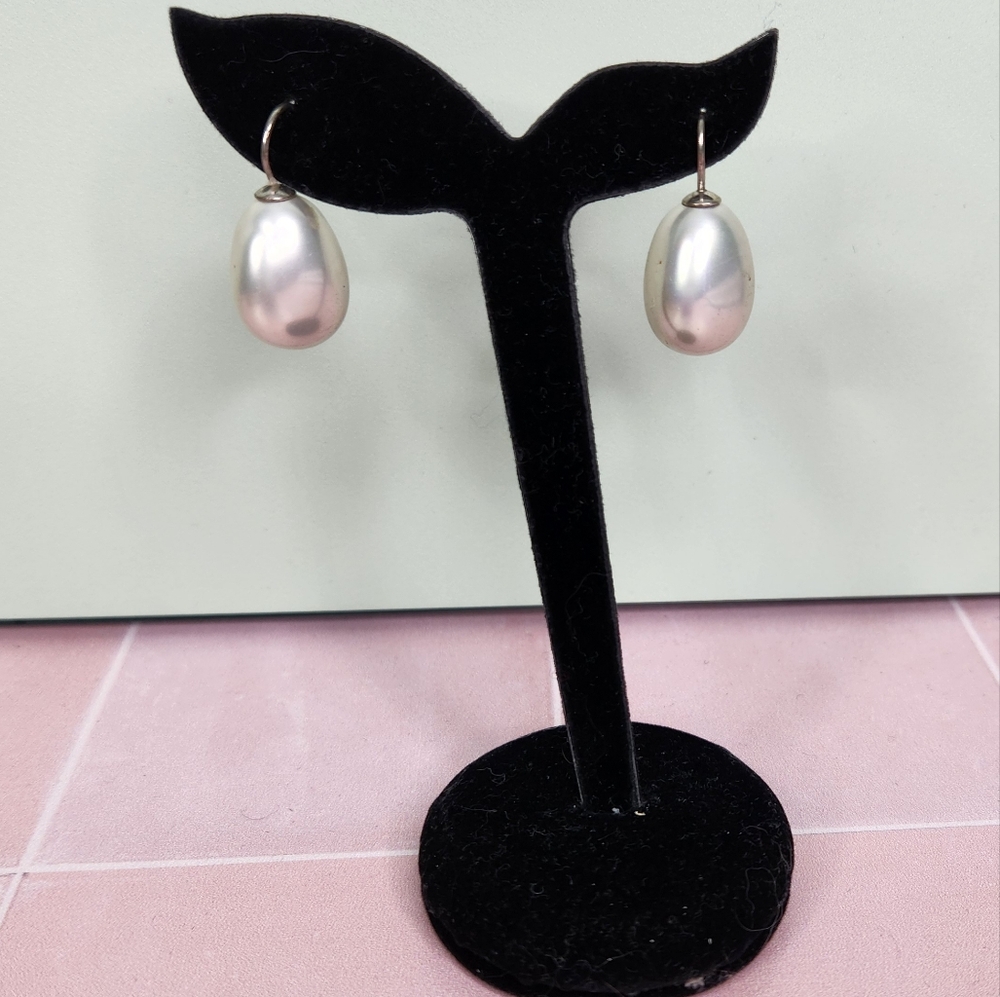 Oversized Pearl Dangle Earrings